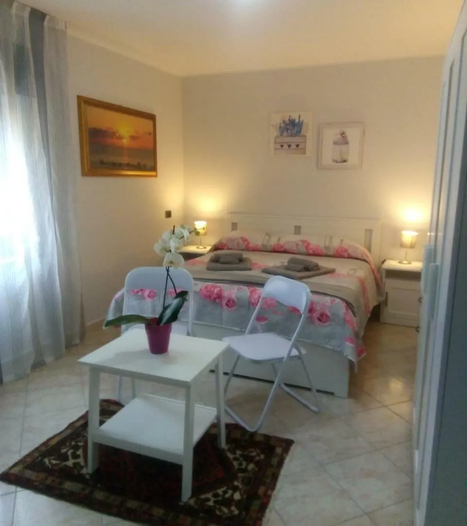 B&B La Finestra Sul Mare Capo d'Orlando Bed & Breakfast
